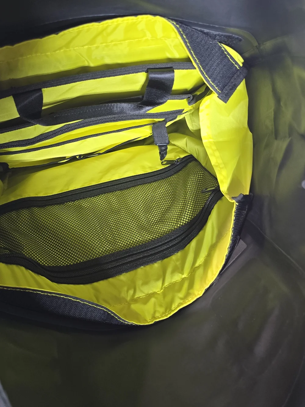 Black Waterproof Craft Cadence Cycling Backpack | Roll Top  Waterproof 30 Lit.